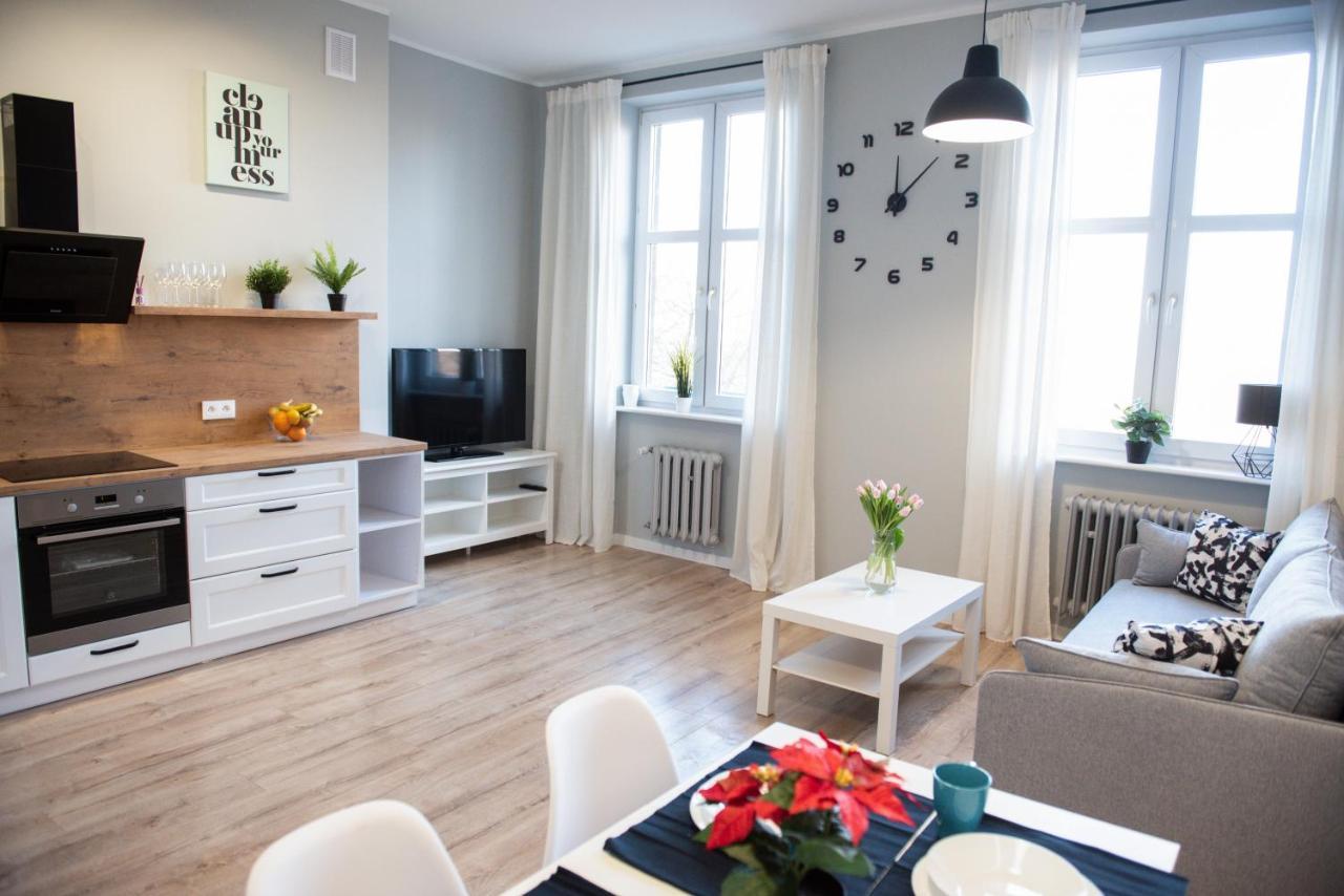 Apartament Przy Fontannach Apartment Gliwice Exterior foto