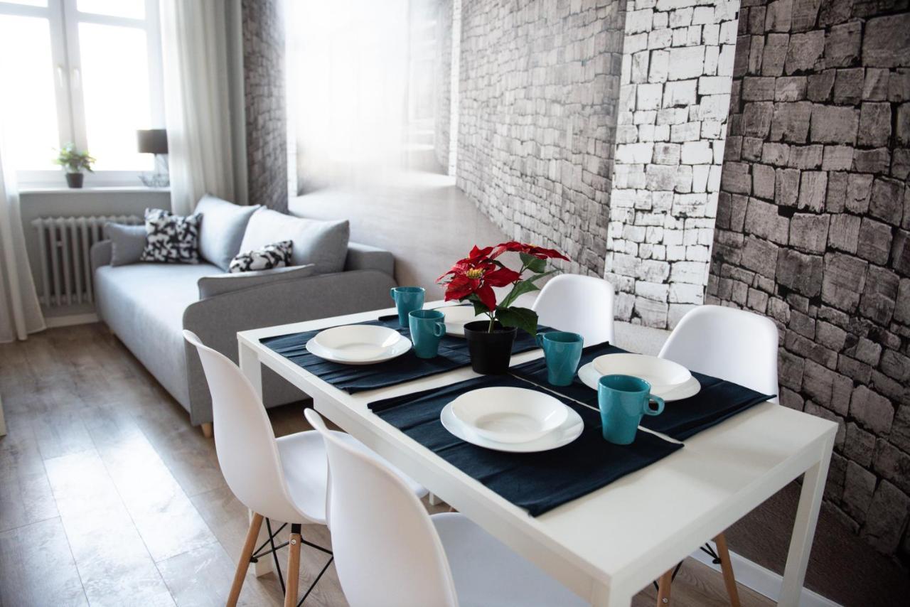 Apartament Przy Fontannach Apartment Gliwice Exterior foto